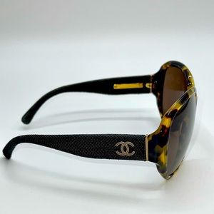 RARE! Chanel Tortoise Sunglasses Denim